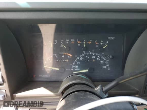 1994 GMC Sierra 1500 с VIN 1GTEK19K7RE564545, выставлен на аукционе Copart как лот 59007525 с пробегом 210 044 миль миль и Списание • Salvage title. История ставок и продаж доступна на DreamBid. Изображение 9.