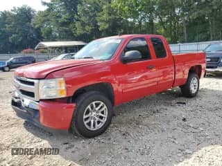 2011 Chevrolet Silverado 1500 LS z VIN 1GCRCREA4BZ156366, wystawiony jako Copart lot #71220345 z przebiegiem 175 209 mil mil oraz Szkoda całkowita • Salvage title. Historia ofert i sprzedaży dostępna na DreamBid. Obrazek 1.