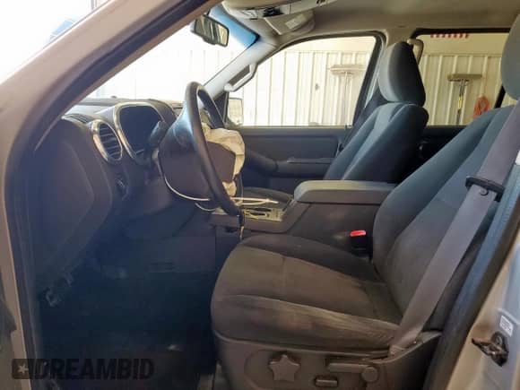 2009 Ford Explorer XLT with VIN 1FMEU63E19UA17721, listed as a Copart auction lot 71247465 with 188,499 mi miles and Salvage title. Bid and sale history available at DreamBid. Image 7.