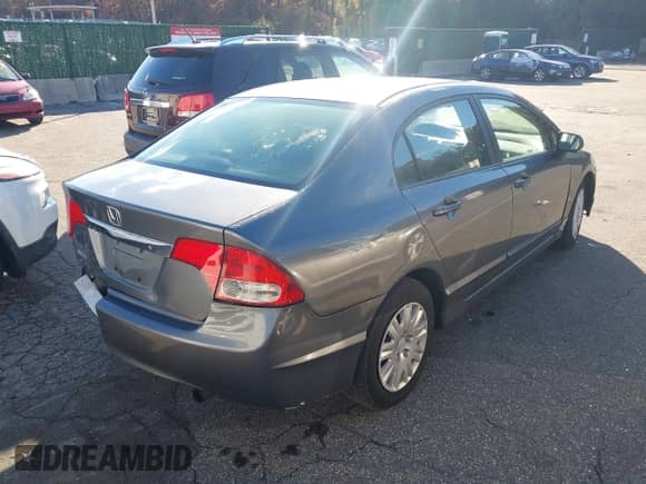 2009 Honda Civic с VIN 1HGFA15369L011792, выставлен на аукционе IAAI как лот 43600979 с пробегом 233 854 миль миль и . История ставок и продаж доступна на DreamBid. Изображение 4.