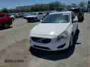 2013 Volvo S60 T6 R-Design Platinum с VIN YV1902FHXD2179720, выставлен на аукционе Copart как лот 56236895 с пробегом 150 128 миль миль и Списание • Salvage title. История ставок и продаж доступна на DreamBid. Изображение 13.