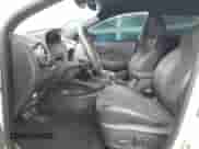 2023 Hyundai Kona с VIN KM8KH3AC3PU011357, выставлен на аукционе Copart как лот 61691585 с пробегом 39 639 миль миль и Списание • Salvage title. История ставок и продаж доступна на DreamBid. Изображение 7.