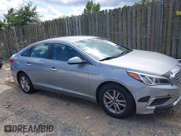 2017 Hyundai Sonata SE с VIN 5NPE24AF9HH534669, выставлен на аукционе IAAI как лот 43213204 с пробегом 136 775 миль миль и . История ставок и продаж доступна на DreamBid. Изображение 13.