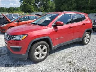 2018 Jeep Compass Latitude with VIN 3C4NJCBB5JT468555, listed as a Copart auction lot 64379375 with 73,292 mi miles and Salvage title. Bid and sale history available at DreamBid. Image 1.