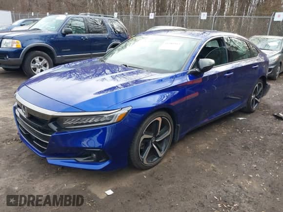 2022 Honda Accord Sport z VIN 1HGCV2F37NA019952, wystawiony jako IAAI lot #41581953 z przebiegiem 33 639 mil mil oraz . Historia ofert i sprzedaży dostępna na DreamBid. Obrazek 17.