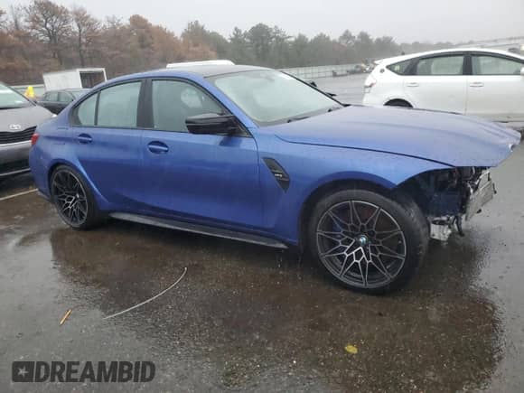 2022 BMW M3 Competition xDrive with VIN WBS43AY09NFM10618, listed as a Copart auction lot 41450415 with 21,935 mi miles and Non repairable. Bid and sale history available at DreamBid. Image 4.