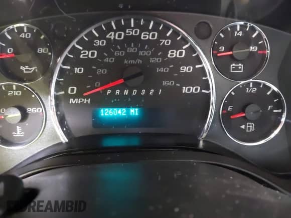 2011 Chevrolet Express Passenger LS z VIN 1GNSGBF43B1145404, wystawiony jako IAAI lot #42359594 z przebiegiem 126 042 mil mil oraz . Historia ofert i sprzedaży dostępna na DreamBid. Obrazek 14.