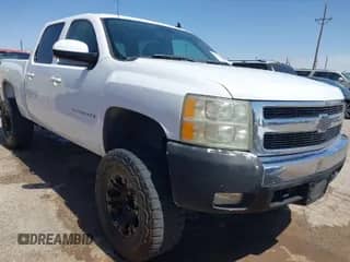 2008 Chevrolet Silverado 1500 2LT с VIN 3GCEC13J08G255701, выставлен на аукционе IAAI как лот 41927437 с пробегом 204 015 миль миль и . История ставок и продаж доступна на DreamBid. Изображение 1.
