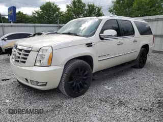 2011 Cadillac Escalade ESV Premium с VIN 1GYS4JEF6BR397965, выставлен на аукционе Copart как лот 58963715 с пробегом 210 670 миль миль и Чистый • Clean title. История ставок и продаж доступна на DreamBid. Изображение 1.