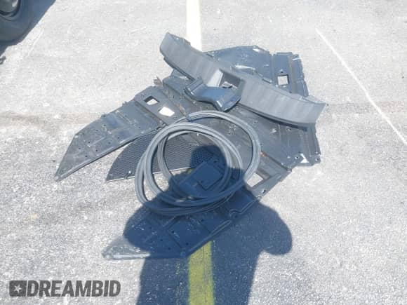 2023 Nissan Murano SL with VIN 5N1AZ2CJ9PC140918, listed as a IAAI auction lot 42488140 with 5,123 mi miles and . Bid and sale history available at DreamBid. Image 12.