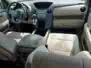 2010 Honda Pilot EX with VIN 5FNYF3H4XAB013755, listed as a Copart auction lot 82045195 with 233,996 mi miles and Salvage title. Bid and sale history available at DreamBid. Image 8.