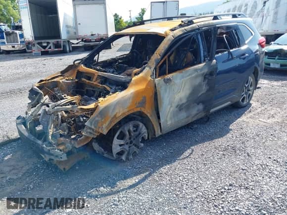 2024 Subaru Ascent Limited with VIN 4S4WMASD3R3435848, listed as a IAAI auction lot 42644997 with 28 mi miles and . Bid and sale history available at DreamBid. Image 2.