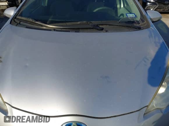 2013 Toyota Prius Three with VIN JTDKDTB32D1557529, listed as a IAAI auction lot 43464925 with 152,825 mi miles and . Bid and sale history available at DreamBid. Image 6.