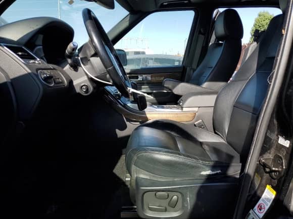 2013 Land Rover Range Rover Sport HSE z VIN SALSF2D49DA791136, wystawiony jako Copart lot #70944885 z przebiegiem 205 208 mil mil oraz Czysty tytuł • Clean title. Historia ofert i sprzedaży dostępna na DreamBid. Obrazek 7.