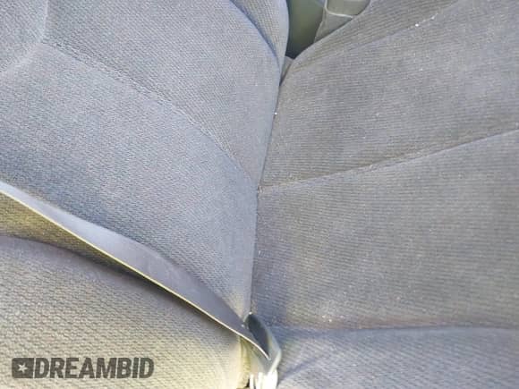 2000 GMC Sierra 1500 SL с VIN 1GTEC14W1YZ241526, выставлен на аукционе IAAI как лот 41287842 с пробегом 260 055 миль миль и . История ставок и продаж доступна на DreamBid. Изображение 8.