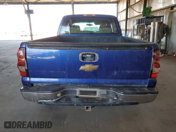 2000 Chevrolet Silverado 1500 LS with VIN 2GCEC19V6Y1341338, listed as a Copart auction lot 61258485 with 338,684 mi miles and Salvage title. Bid and sale history available at DreamBid. Image 6.