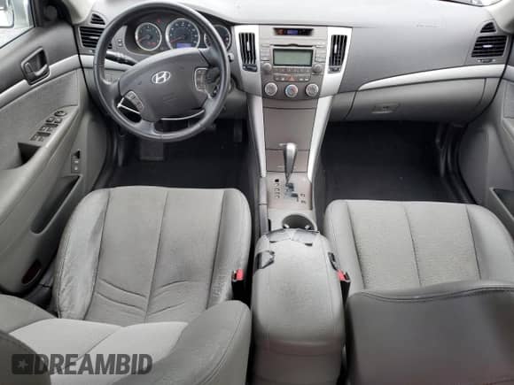 2009 Hyundai Sonata Limited with VIN 5NPEU46F19H528319, listed as a Copart auction lot 64617655 with 252,746 mi miles and Clean title. Bid and sale history available at DreamBid. Image 8.