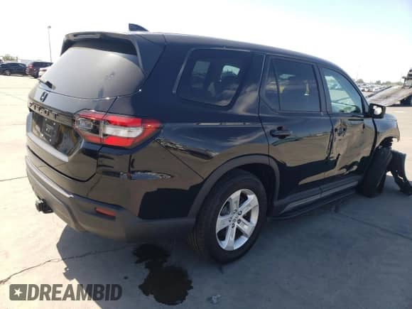 2023 Honda Pilot LX с VIN 5FNYG1H21PB026564, выставлен на аукционе Copart как лот 59032945 с пробегом 29 260 миль миль и Списание • Salvage title. История ставок и продаж доступна на DreamBid. Изображение 3.