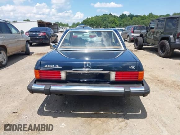 1982 Mercedes-Benz 380 SL with VIN WDBBA45A2CB018750, listed as a IAAI auction lot 42766963 with 99,089 mi miles and . Bid and sale history available at DreamBid. Image 16.