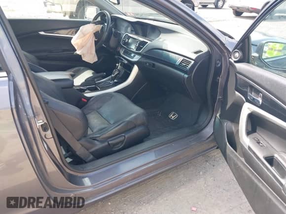 2015 Honda Accord EX-L z VIN 1HGCT2B85FA009123, wystawiony jako IAAI lot #42740494 z przebiegiem 213 485 mil mil oraz . Historia ofert i sprzedaży dostępna na DreamBid. Obrazek 5.