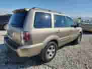 2006 Honda Pilot EX-L z VIN 5FNYF28786B036642, wystawiony jako Copart lot #71314205 z przebiegiem 139 534 mil mil oraz Szkoda całkowita • Salvage title. Historia ofert i sprzedaży dostępna na DreamBid. Obrazek 3.