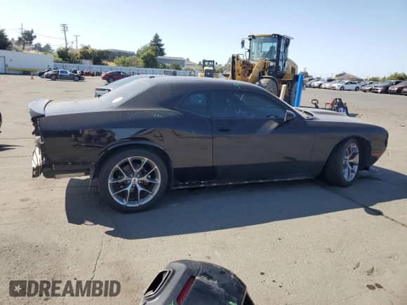 2022 Dodge Challenger GT with VIN 2C3CDZJG5NH167978, listed as a Copart auction lot 60117075 with 48,100 mi miles and Salvage title. Bid and sale history available at DreamBid. Image 3.