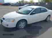 2005 Dodge Stratus with VIN 1B3EL46JX5N546255, listed as a IAAI auction lot 40719909 with 232,613 mi miles and . Bid and sale history available at DreamBid. Image 2.