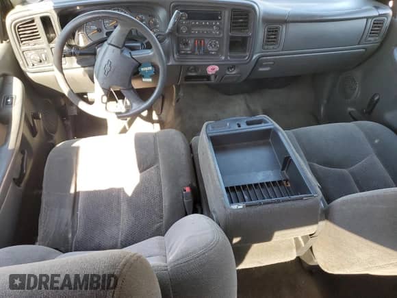 2005 Chevrolet Silverado 1500 Work Truck with VIN 1GCEC19XX5Z165088, listed as a Copart auction lot 71112955 with Not provided miles and Salvage title. Bid and sale history available at DreamBid. Image 8.