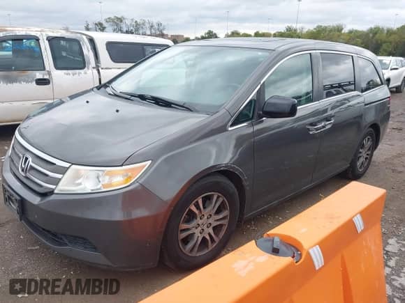 2013 Honda Odyssey EX-L with VIN 5FNRL5H64DB091298, listed as a IAAI auction lot 43589167 with 283,092 mi miles and . Bid and sale history available at DreamBid. Image 17.