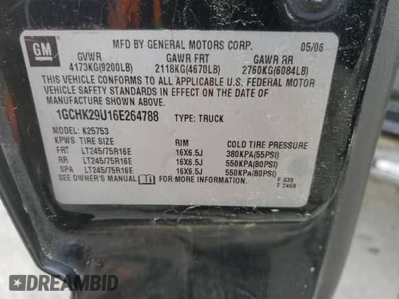2006 Chevrolet Silverado 2500HD LT2 with VIN 1GCHK29U16E264788, listed as a Copart auction lot 48773075 with 269,745 mi miles and Salvage title. Bid and sale history available at DreamBid. Image 12.