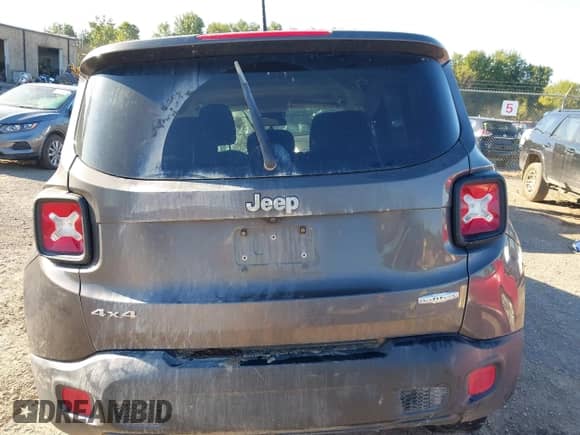 2017 Jeep Renegade Altitude with VIN ZACCJBBB8HPF06024, listed as a IAAI auction lot 43126200 with 72,525 mi miles and . Bid and sale history available at DreamBid. Image 17.