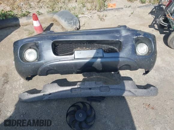 2002 Hyundai Santa Fe GLS с VIN KM8SC73D72U229273, выставлен на аукционе IAAI как лот 42909576 с пробегом 186 621 миль миль и . История ставок и продаж доступна на DreamBid. Изображение 12.