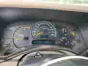 2003 Chevrolet Silverado 2500HD LT с VIN 1GCHK29173E252761, выставлен на аукционе Copart как лот 66938955 с пробегом 265 627 миль миль и Списание • Salvage title. История ставок и продаж доступна на DreamBid. Изображение 9.