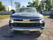 2024 Chevrolet Silverado 1500 LT with VIN 1GCUDDED6RZ361198, listed as a Copart auction lot 71700335 with 40,507 mi miles and Salvage title. Bid and sale history available at DreamBid. Image 5.
