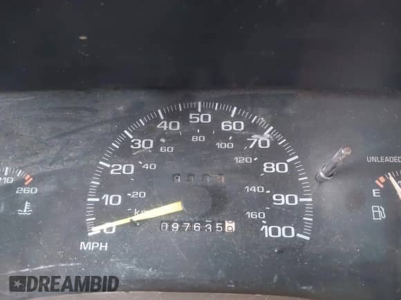 1995 Chevrolet S-10 with VIN 1GCCS1444S8247908, listed as a IAAI auction lot 40120441 with 97,635 mi miles and . Bid and sale history available at DreamBid. Image 7.