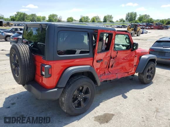 2022 Jeep Wrangler Unlimited Willys with VIN 1C4HJXDN2NW273623, listed as a Copart auction lot 58069475 with 29,204 mi miles and Salvage title. Bid and sale history available at DreamBid. Image 3.