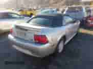 2000 Ford Mustang with VIN 1FAFP444XYF248863, listed as a IAAI auction lot 43485043 with 211,722 mi miles and . Bid and sale history available at DreamBid. Image 4.