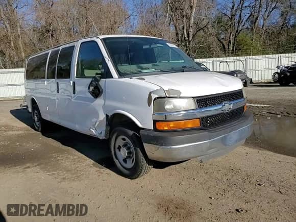 2010 Chevrolet Express Passenger LT с VIN 1GA2G1DG2A1148818, выставлен на аукционе Copart как лот 46236375 с пробегом 142 954 миль миль и Списание • Salvage title. История ставок и продаж доступна на DreamBid. Изображение 11.
