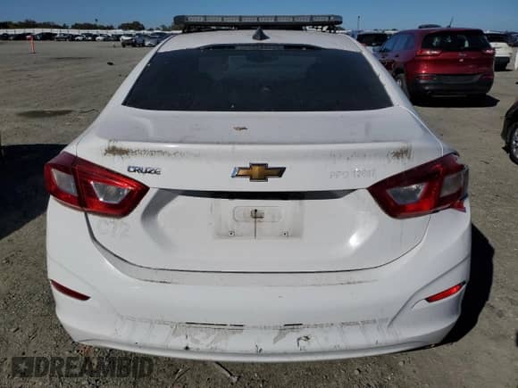 2017 Chevrolet Cruze LS с VIN 1G1BC5SM9H7277139, выставлен на аукционе Copart как лот 87294185 с пробегом 118 149 миль миль и Чистый • Clean title. История ставок и продаж доступна на DreamBid. Изображение 6.