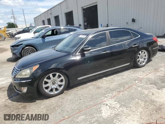 2013 Hyundai Equus Signature с VIN KMHGH4JH9DU058265, выставлен на аукционе Copart как лот 71487445 с пробегом 127 594 миль миль и Списание • Salvage title. История ставок и продаж доступна на DreamBid. Изображение 1.