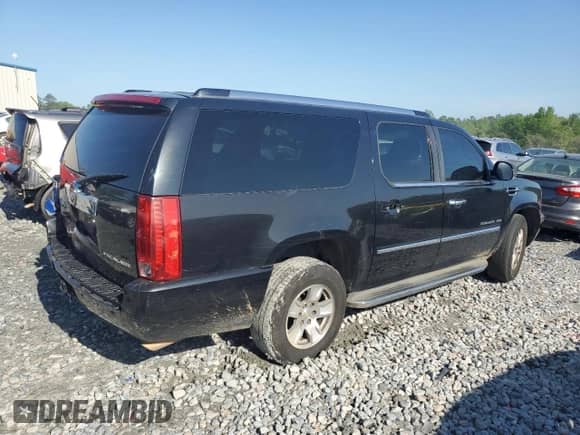 2011 Cadillac Escalade ESV Luxury с VIN 1GYS3HEF9BR222976, выставлен на аукционе Copart как лот 52559515 с пробегом 251 493 миль миль и Чистый • Clean title. История ставок и продаж доступна на DreamBid. Изображение 3.