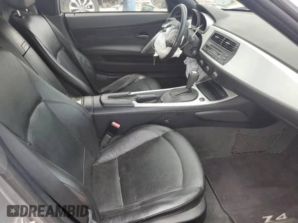 2007 BMW Z4 3.0i с VIN 4USBU33567LW70774, выставлен на аукционе Copart как лот 59754315 с пробегом 77 391 миль миль и Чистый • Clean title. История ставок и продаж доступна на DreamBid. Изображение 10.