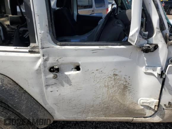 2022 Jeep Wrangler Willys с VIN 1C4GJXAG3NW220415, выставлен на аукционе Copart как лот 50754085 с пробегом 21 046 миль миль и Списание • Salvage title. История ставок и продаж доступна на DreamBid. Изображение 10.