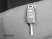 2018 Chevrolet Cruze LT z VIN 1G1BE5SMXJ7191371, wystawiony jako IAAI lot #43055956 z przebiegiem 104 565 mil mil oraz . Historia ofert i sprzedaży dostępna na DreamBid. Obrazek 11.