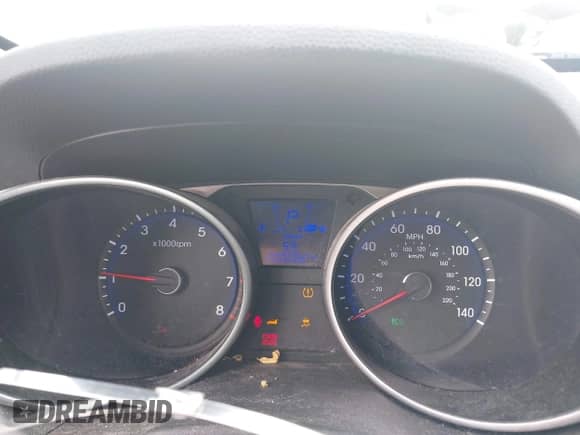 2012 Hyundai Tucson Limited с VIN KM8JUCAC7CU513953, выставлен на аукционе IAAI как лот 42260044 с пробегом 200 082 миль миль и . История ставок и продаж доступна на DreamBid. Изображение 7.