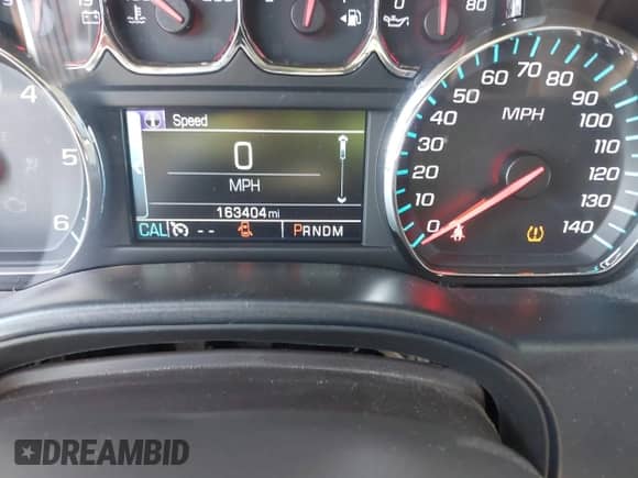2015 Chevrolet Silverado 1500 LTZ z VIN 3GCUKSEC3FG390008, wystawiony jako IAAI lot #42718644 z przebiegiem 163 404 mil mil oraz . Historia ofert i sprzedaży dostępna na DreamBid. Obrazek 16.