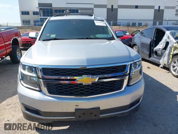 2017 Chevrolet Tahoe LT с VIN 1GNSCBKC0HR152944, выставлен на аукционе IAAI как лот 43129484 с пробегом 115 430 миль миль и . История ставок и продаж доступна на DreamBid. Изображение 13.