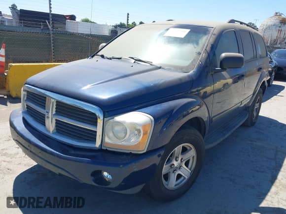 2005 Dodge Durango SLT z VIN 1D4HD48D35F532422, wystawiony jako IAAI lot #42331480 z przebiegiem 199 578 mil mil oraz . Historia ofert i sprzedaży dostępna na DreamBid. Obrazek 2.
