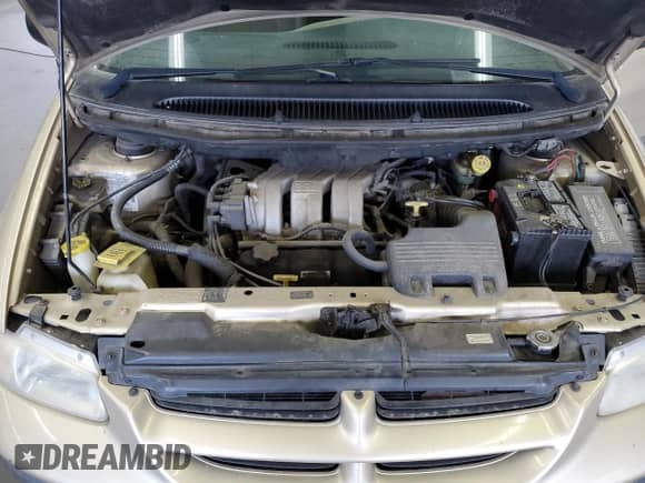 2000 Dodge Caravan SE with VIN 1B4GP44L5YB718226, listed as a Copart auction lot 67829865 with 160,915 mi miles and Salvage title. Bid and sale history available at DreamBid. Image 12.
