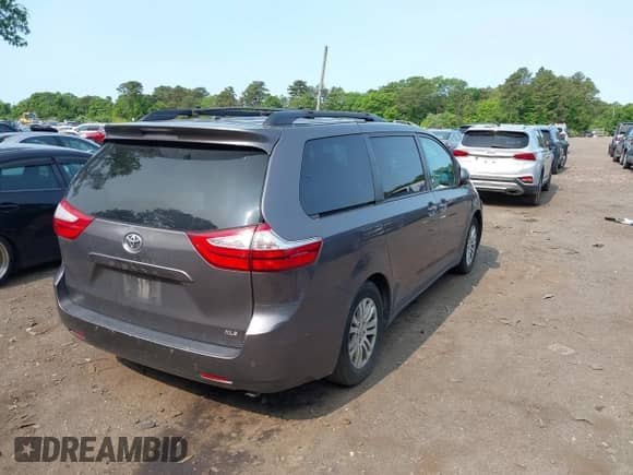 2017 Toyota Sienna XLE Auto Access Seat с VIN 5TDYZ3DC0HS864831, выставлен на аукционе IAAI как лот 42380975 с пробегом 116 556 миль миль и . История ставок и продаж доступна на DreamBid. Изображение 4.